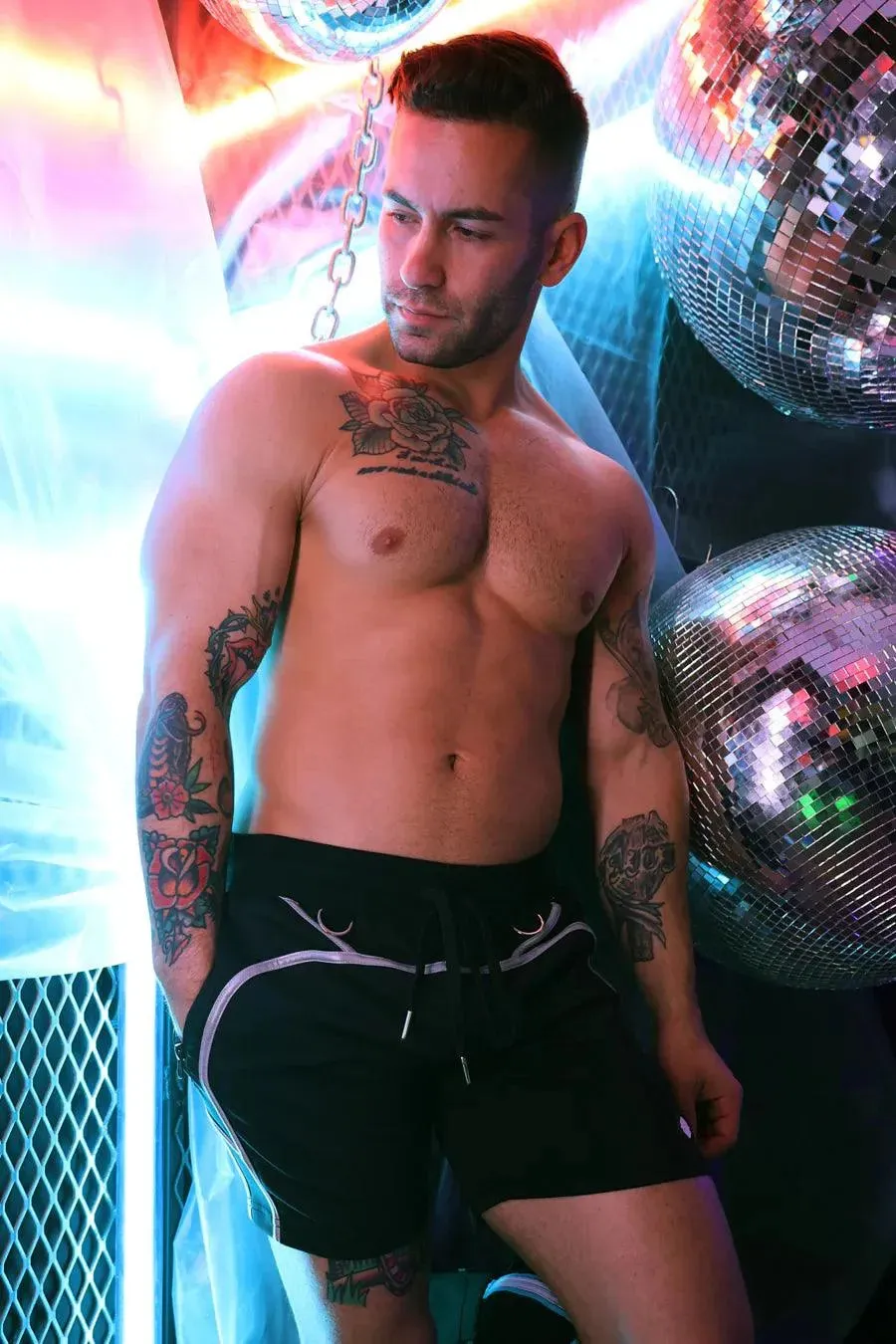 AKIRA REFLECTIVE SHORTS BLACK