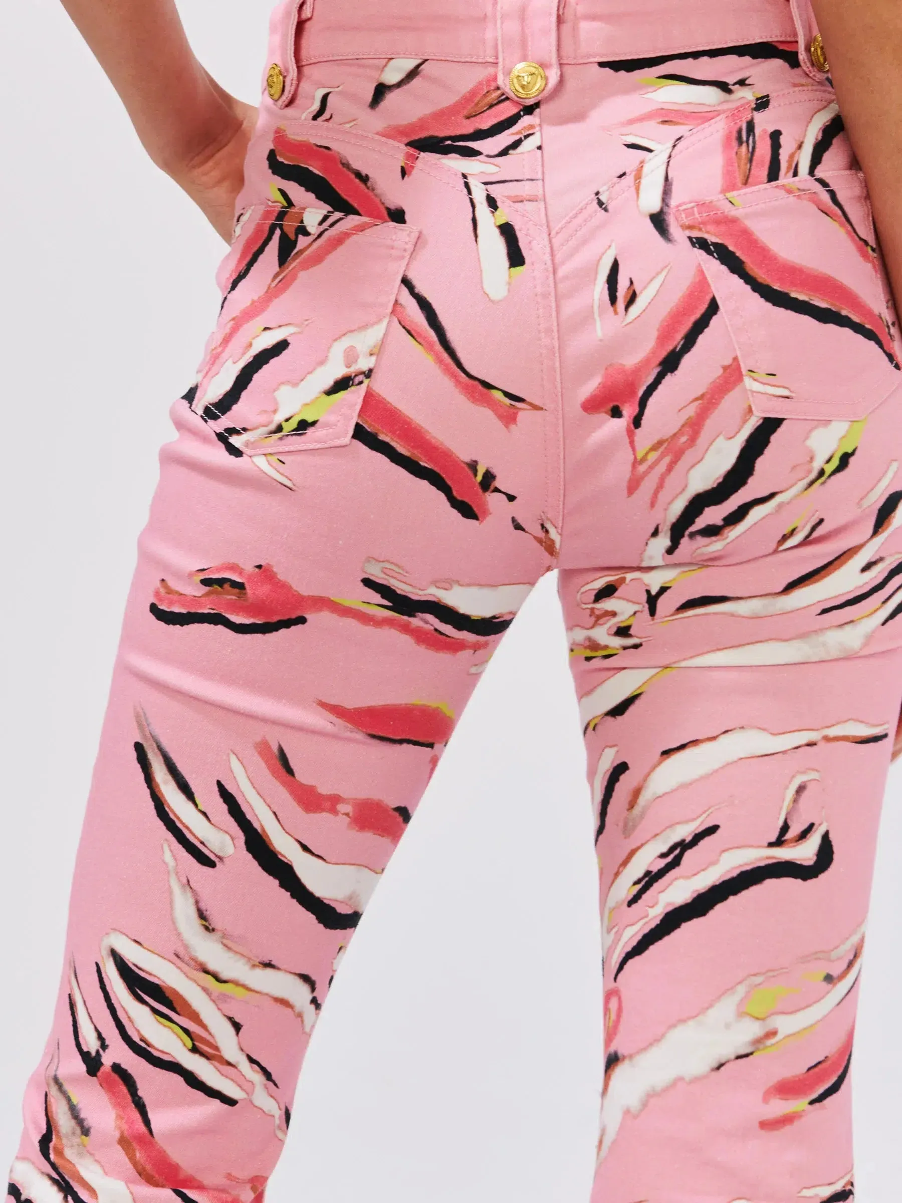 FLARE LEG JEAN