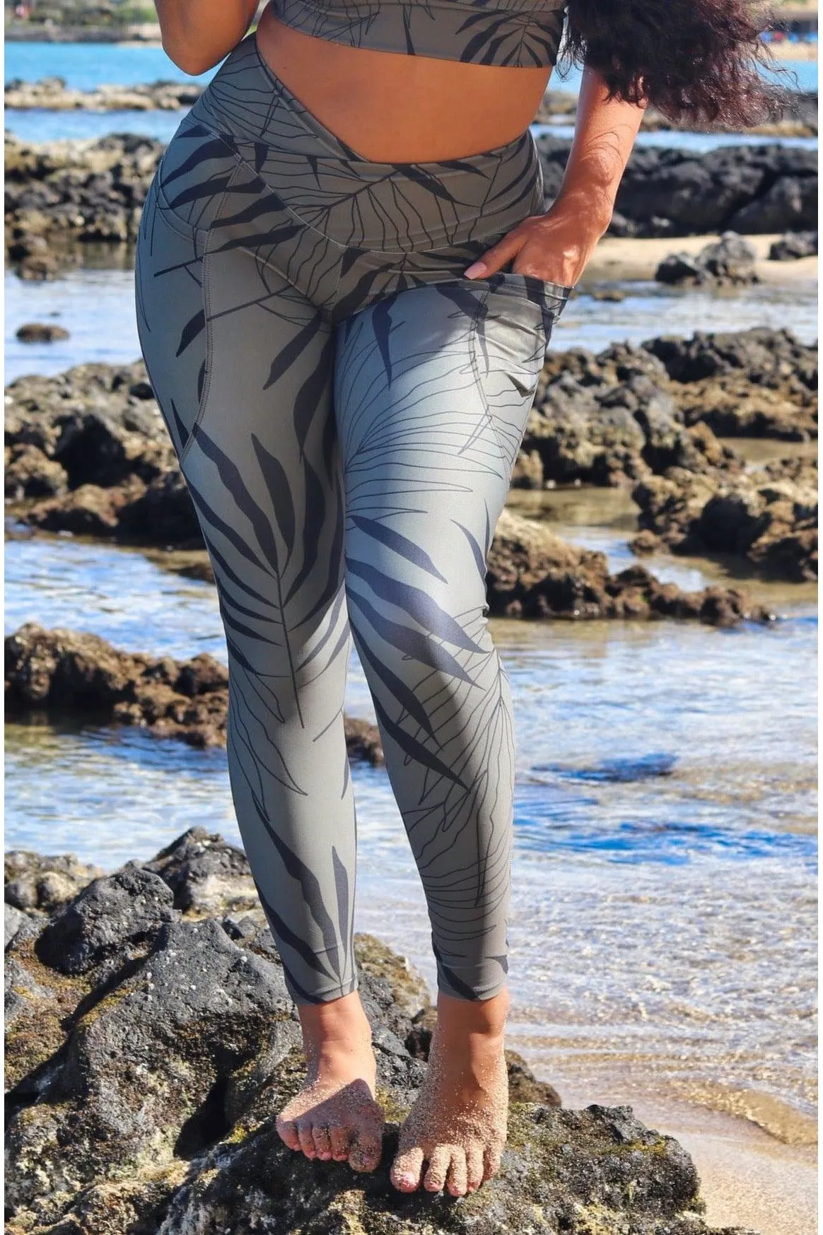 'kupu Crossover Pocket Leggings