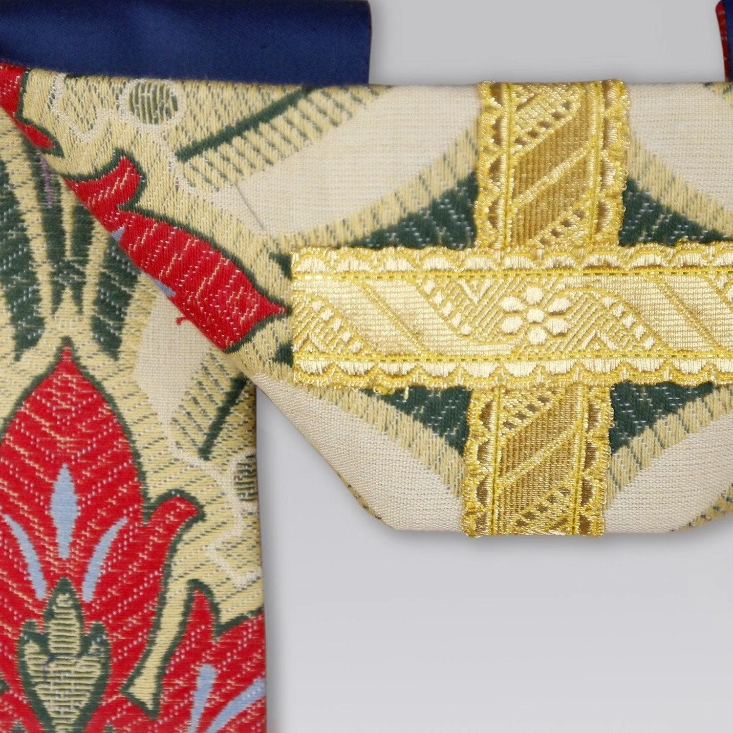 Spade-Ended Stole in 'Benson Cowley' Tapestry